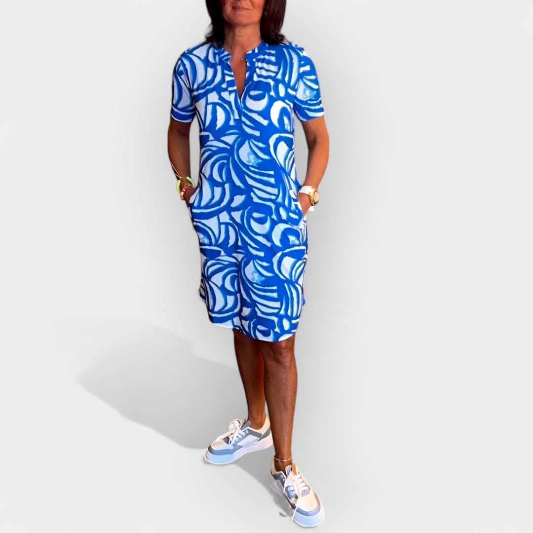 Haljina sa izraženim uzorkom i opuštenim krojem