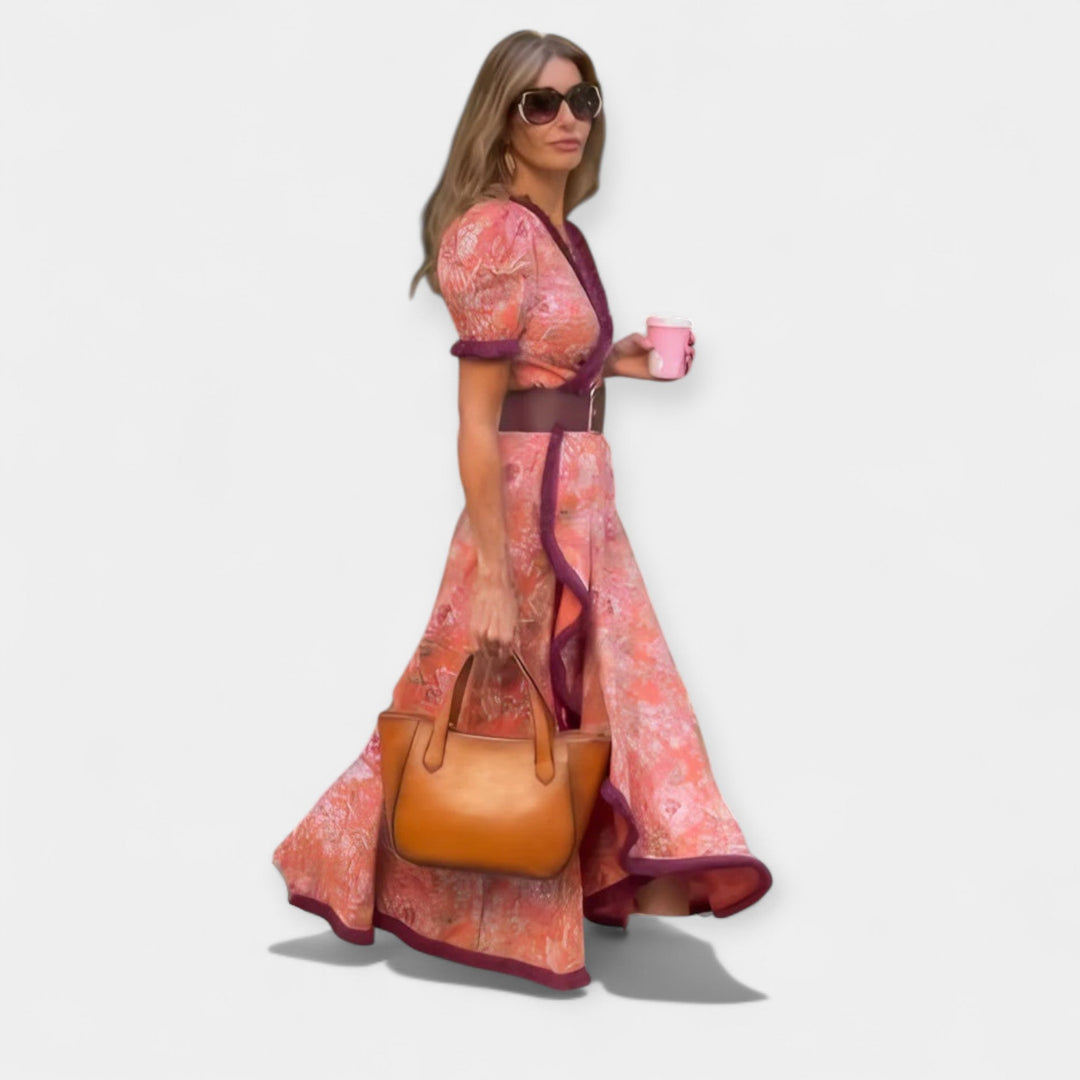 Романтична haljina с ролетима