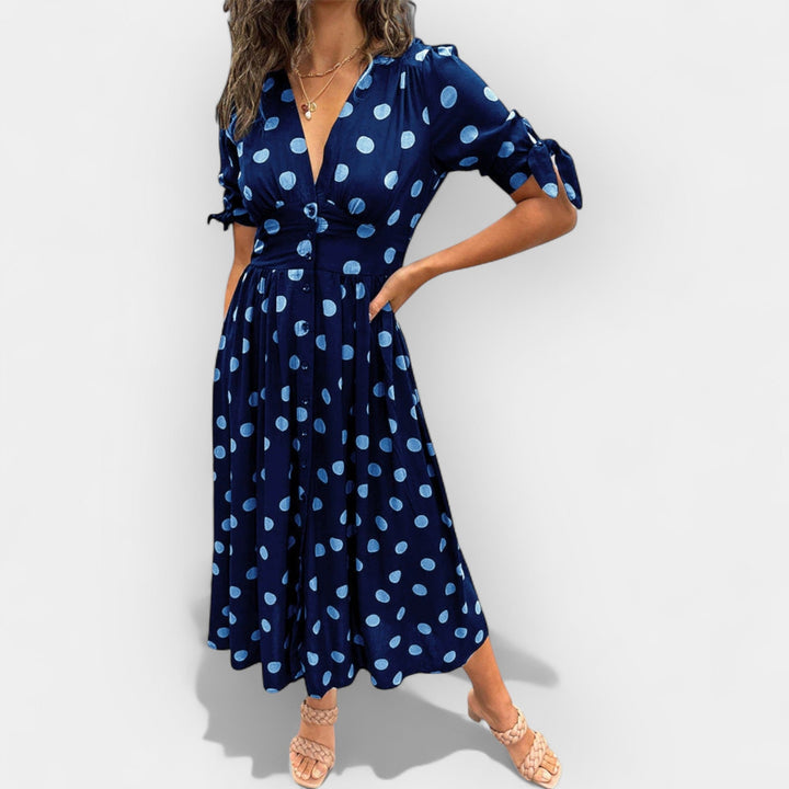 Haljina sa Pika i Elegantnim Detaljima