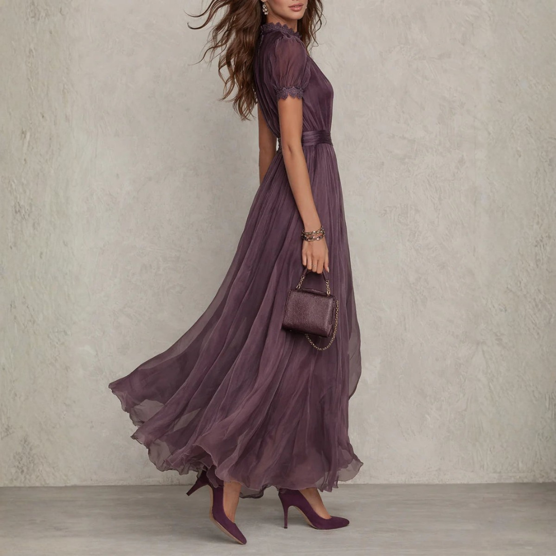 Vivienne - Haljina Maxi od Chiffon sa Čipkastim Okošem