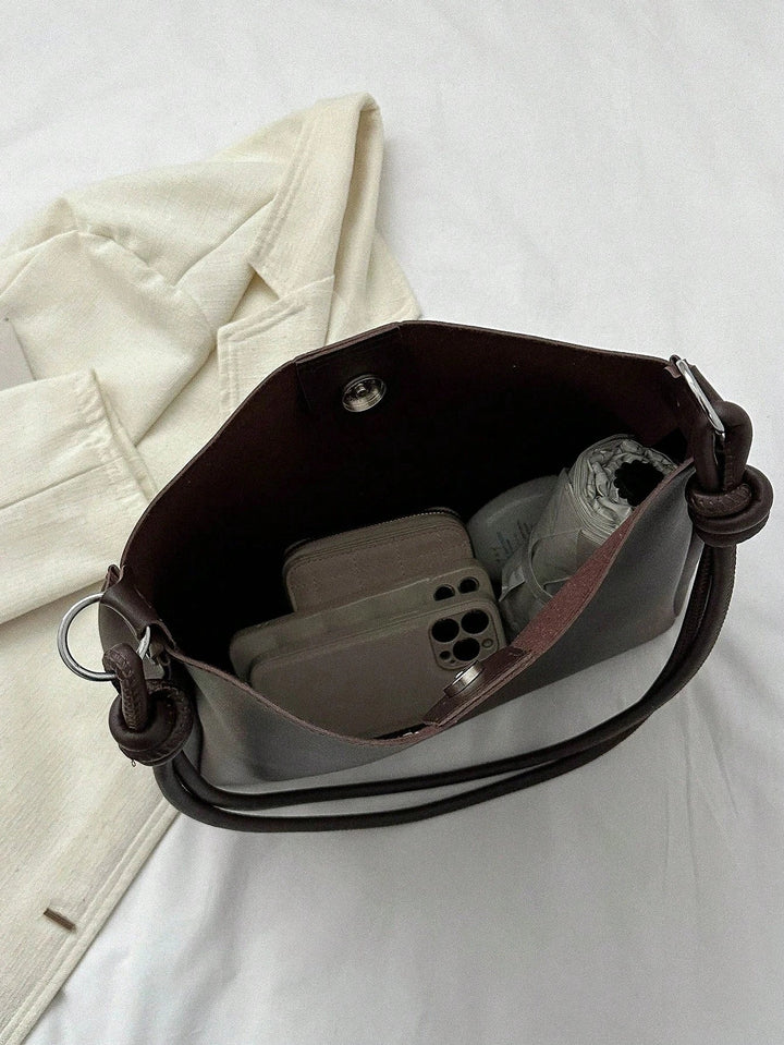 Tote torba sa nabiranjem kao detalj