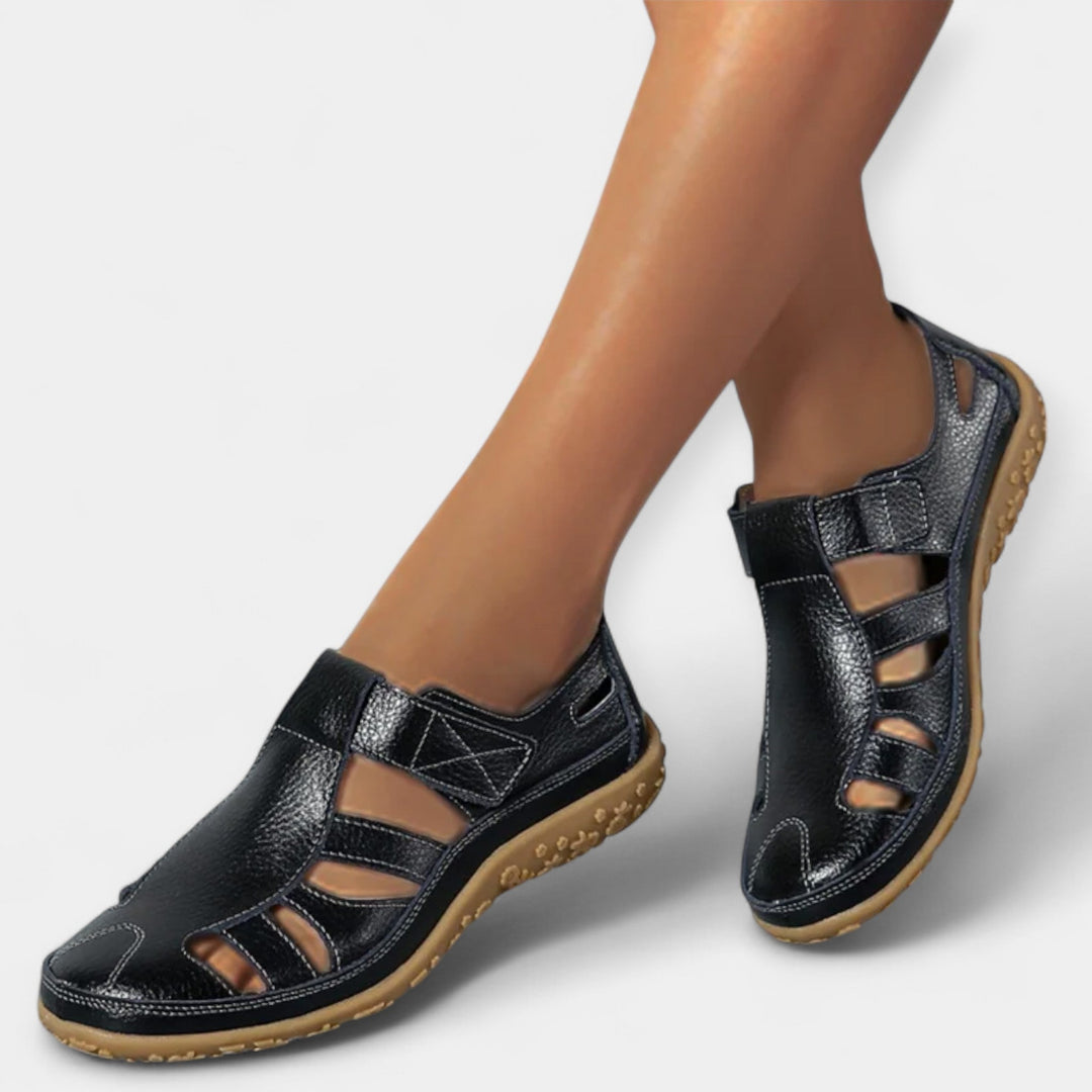 Сандали са Антилизгавом Подлогом