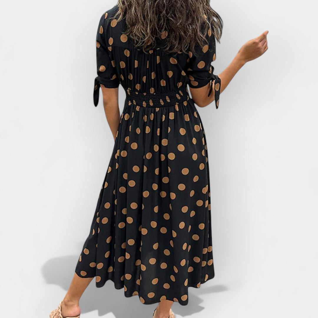 Haljina sa Pika i Elegantnim Detaljima