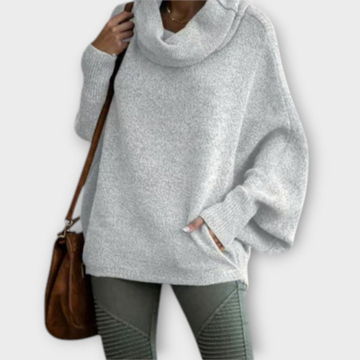 Ulrike - Elegantni ženski pulover sa turtleneck-om