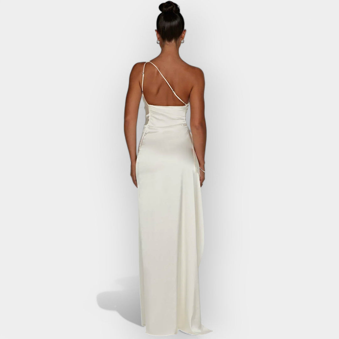 Saten Haljina za Elegantne Večeri