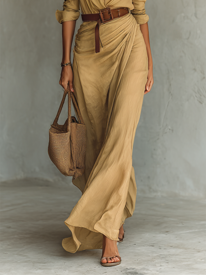 Maksikleid s rever kragnom i dugim rukavima