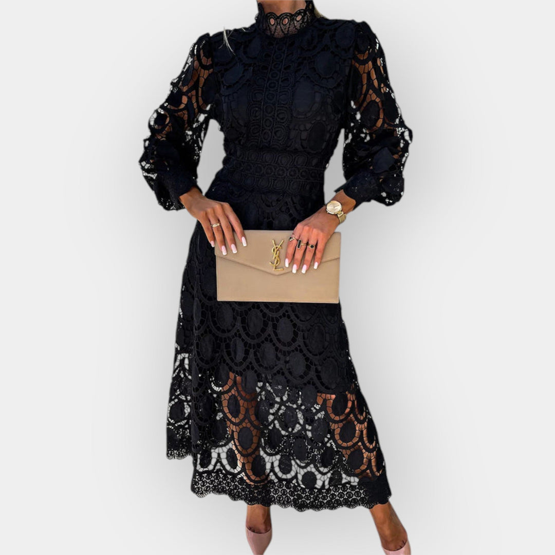 Романтична Коса са Чипком