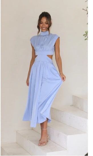 Elegantna Haljina sa Izrezima