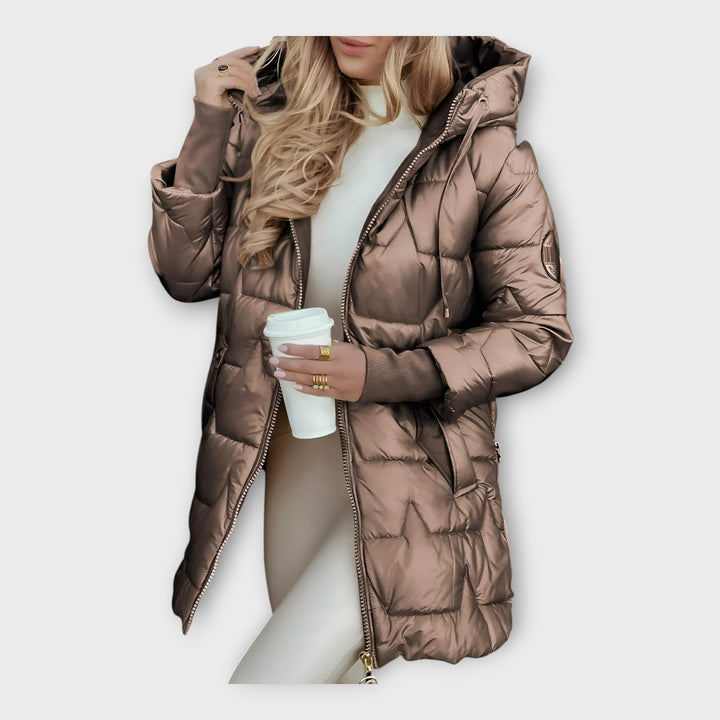 Пуховик са капуљачом