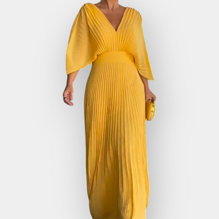 Silvia Plisé Haljina sa Elegantnom Linijom